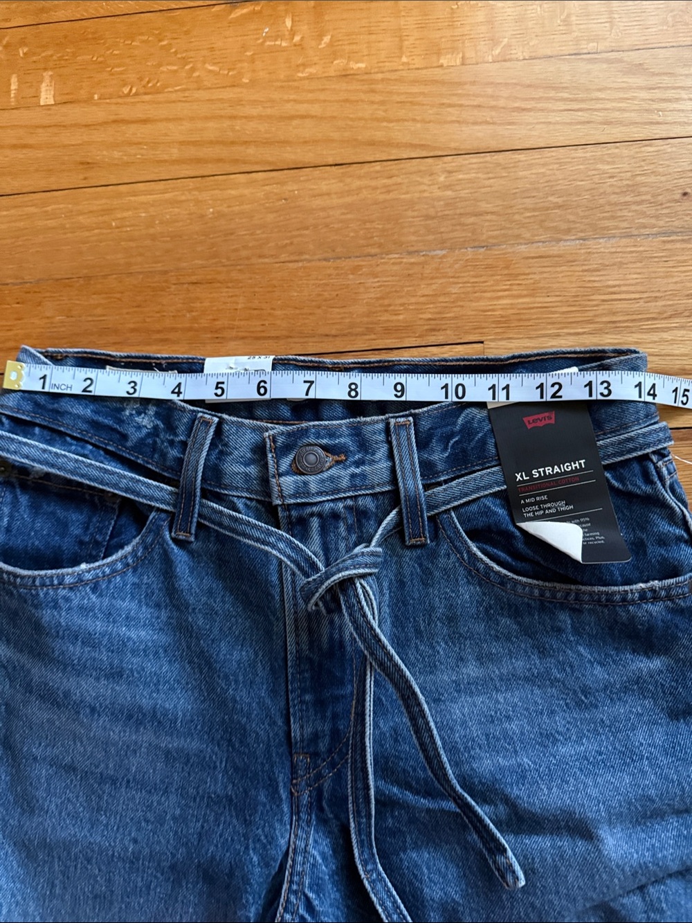 Levi's XL Straight Leg Jeans - Picture 9 of 9